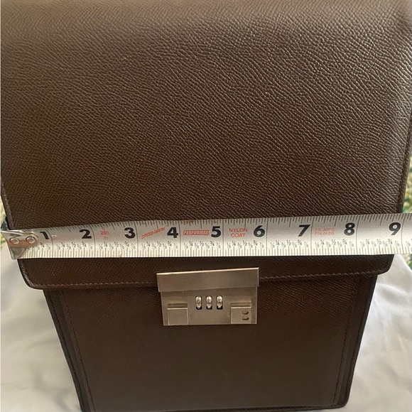 Authentic Bally briefcase crossbody. Genuine item. Brown leather. - Picture 6 of 8